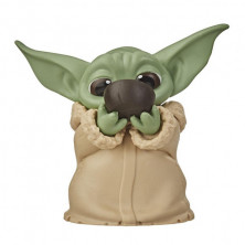 Figura Star Wars: The Mandalorian - Baby Yoda tomándose la sopa (The Child)