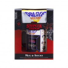 Set de taza y calcetines - Stranger Things